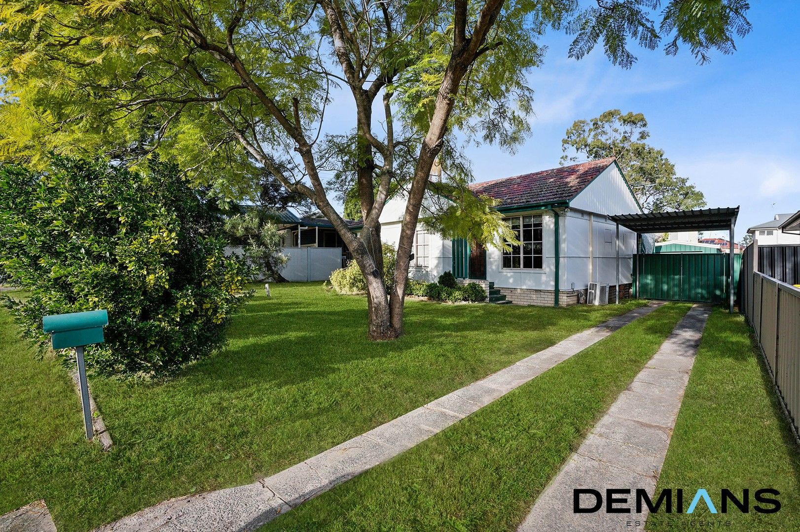 3 bedrooms House in 115 Bardia Parade HOLSWORTHY NSW, 2173