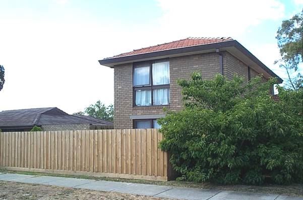 3 bedrooms Townhouse in 7A Hanover Road VERMONT SOUTH VIC, 3133