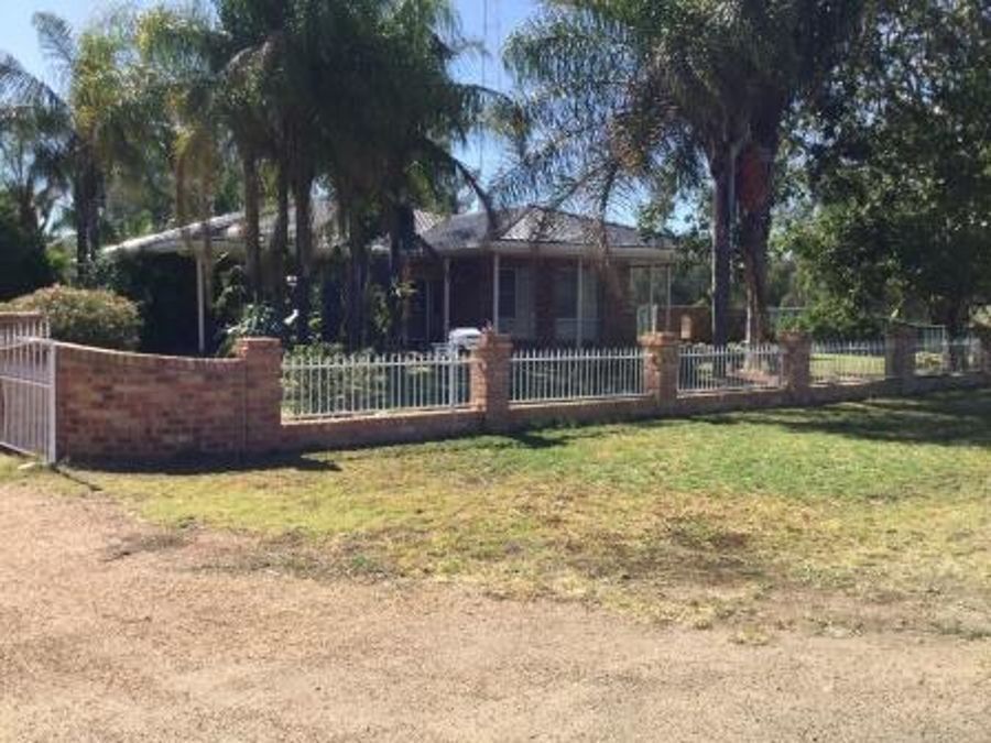 100 Wilga St, Coonamble NSW 2829, Image 0