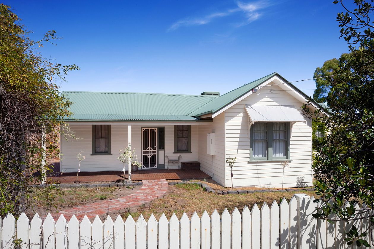 190 Gosfield Road, PANTON HILL VIC 3759, Image 0