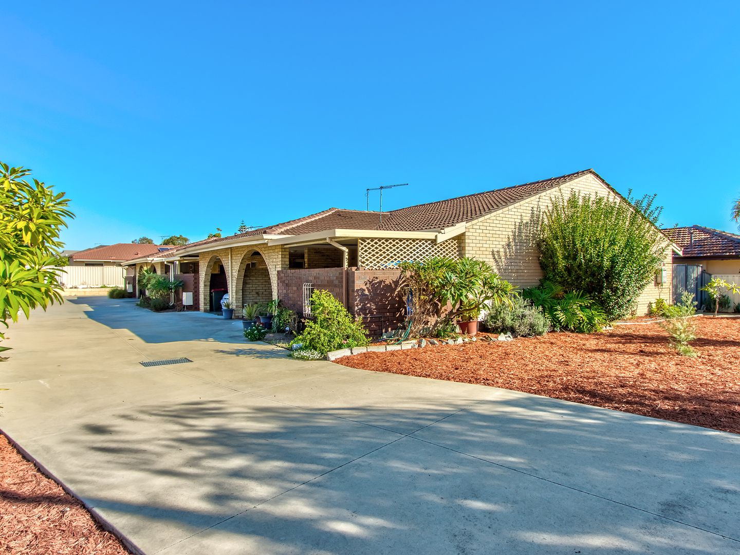 2 bedrooms Apartment / Unit / Flat in 1/105 Safety Bay Road SHOALWATER WA, 6169