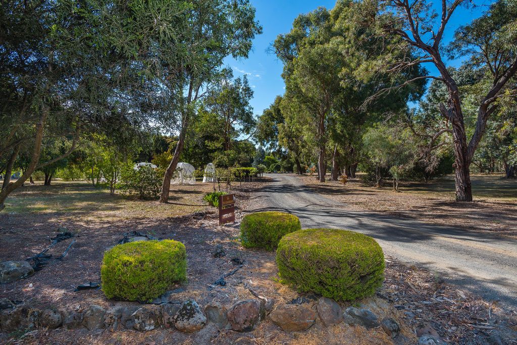 56 Deakin Court, Kyneton VIC 3444, Image 1