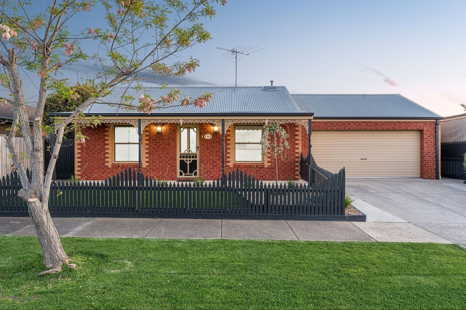 3 bedrooms House in 5 Green Acre Drive LEOPOLD VIC, 3224
