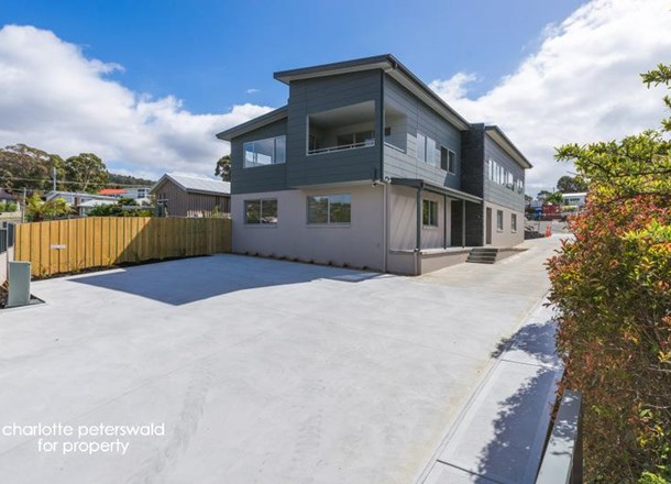 1/5 Wells Parade, Blackmans Bay TAS 7052