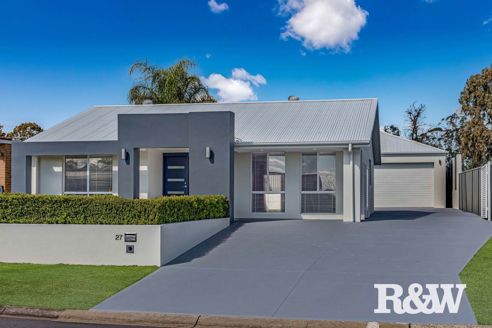 27 Kala Circuit, St Clair NSW 2759, Image 0