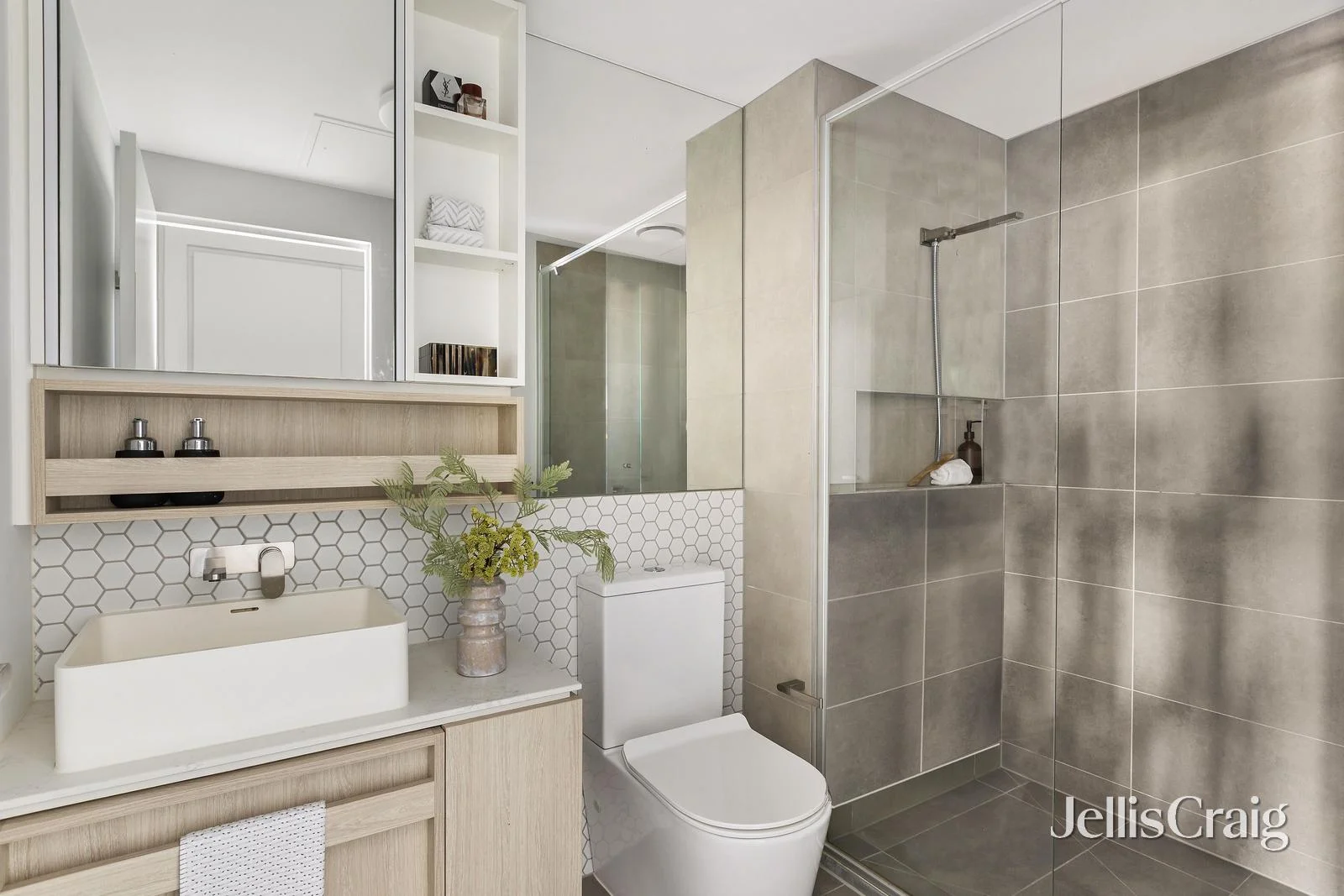 Additional image 6 of 409/40 Hall Street, Moonee Ponds VIC 3039