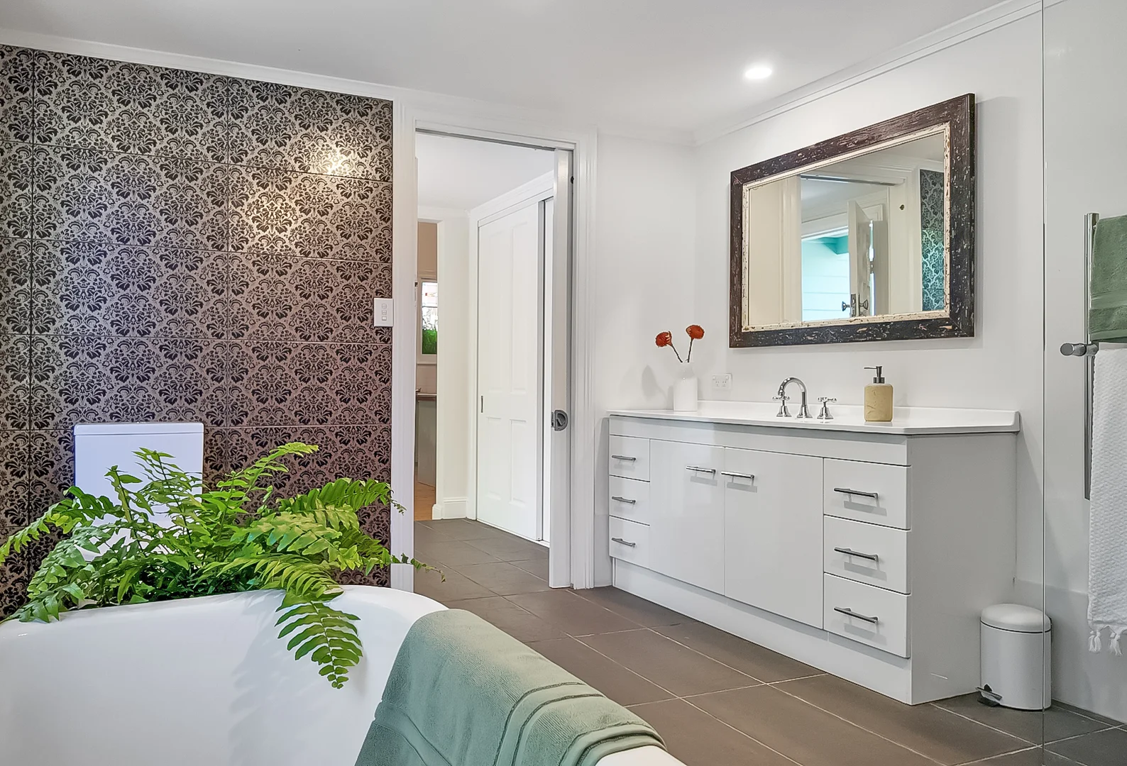 Additional image 23 of 190 Menangle Street, Picton NSW 2571