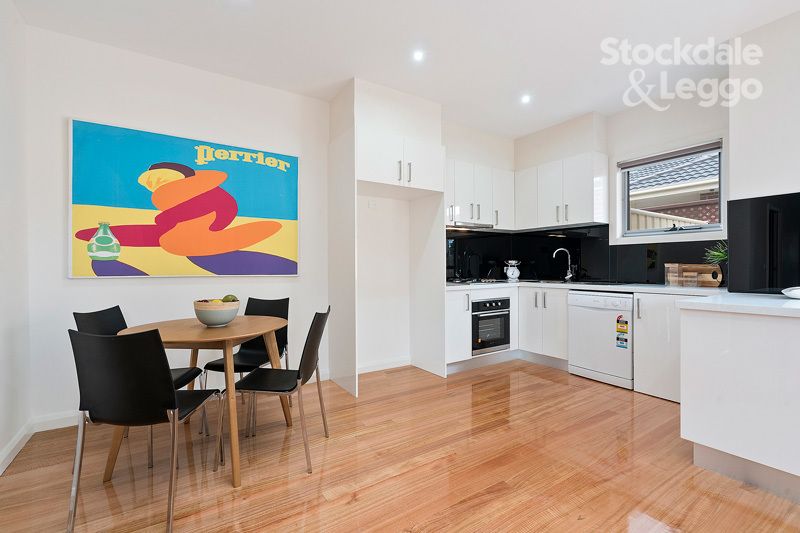 4/11 Lex Grove, Oak Park VIC 3046, Image 2