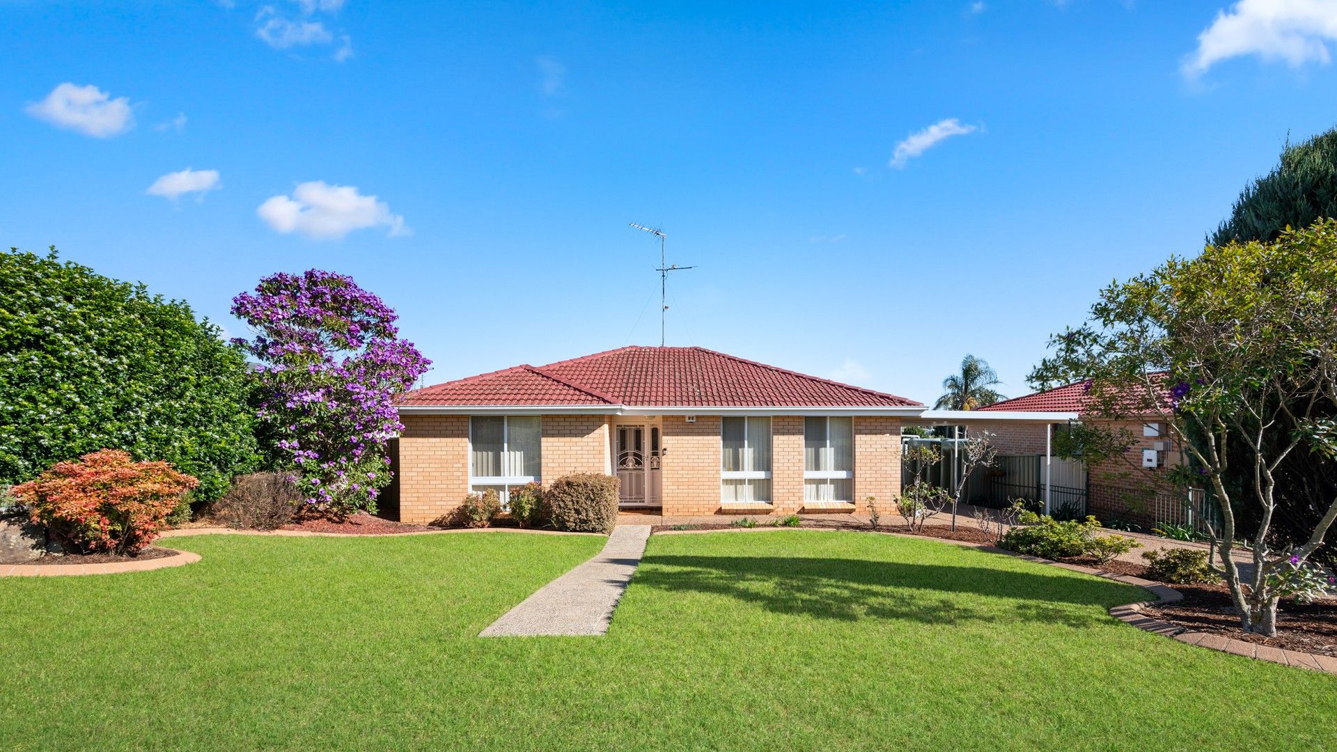 30 Lorenzo Crescent, Rosemeadow NSW 2560, Image 0