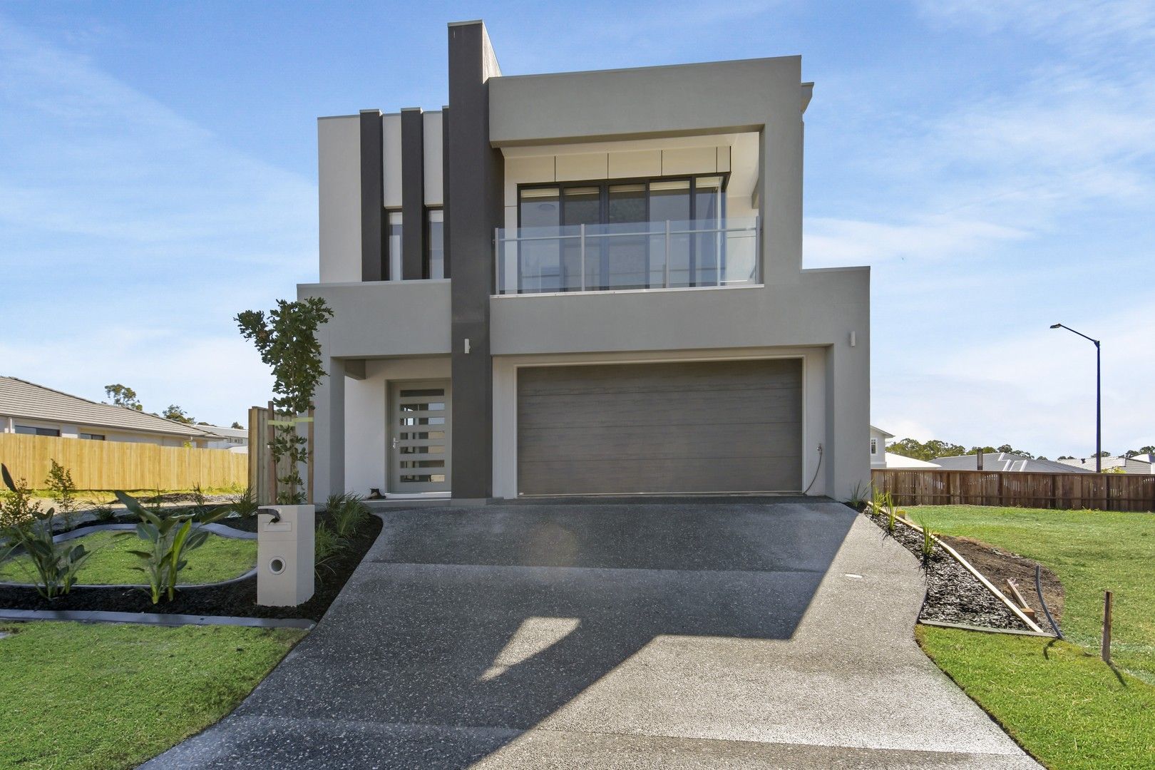 4 bedrooms House in 19 Lavina Way COOMERA QLD, 4209