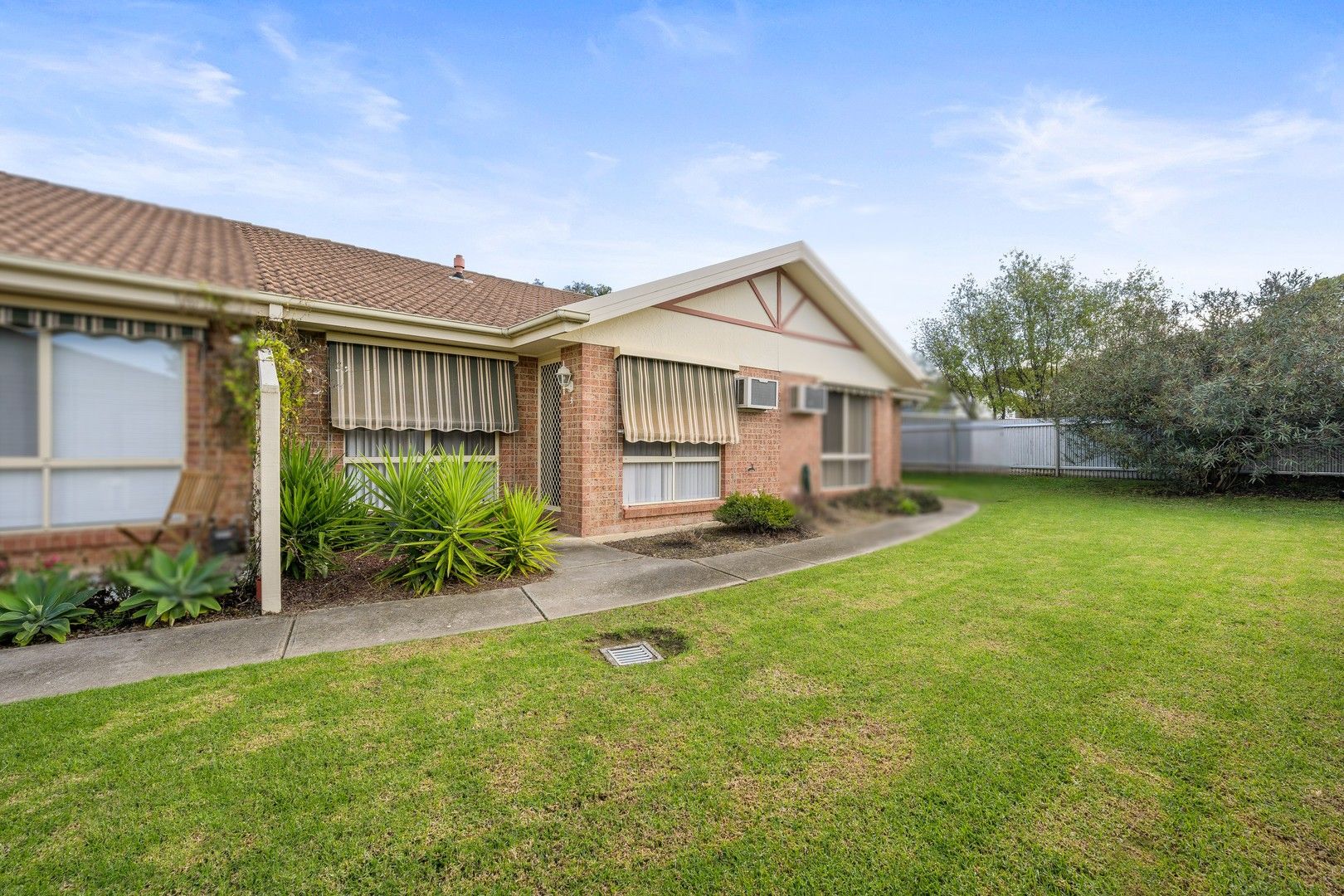 3/4 Owen Court, Lavington NSW 2641, Image 0