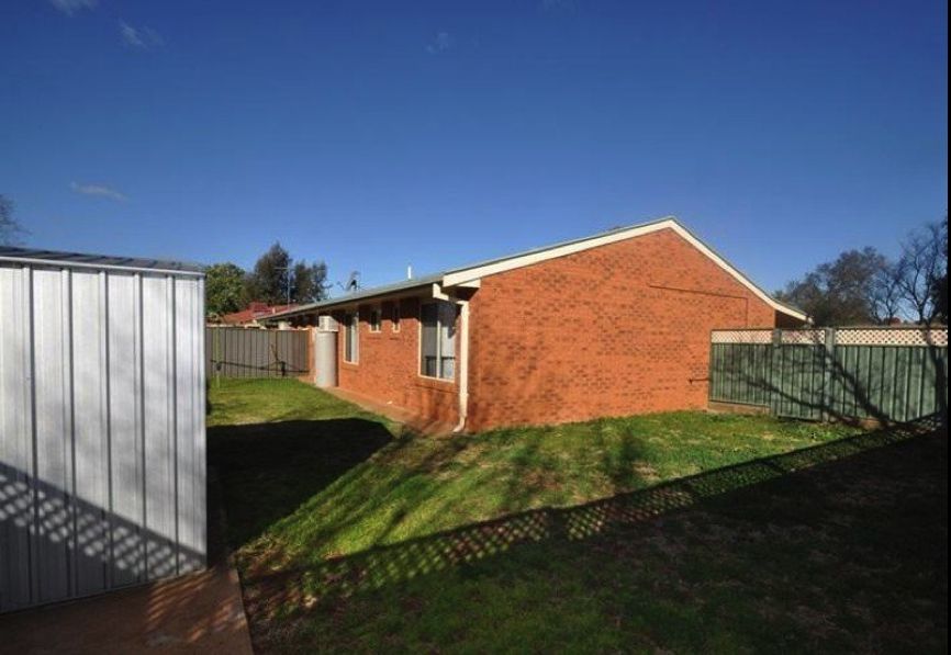 2a Robinson Avenue, Dubbo NSW 2830, Image 2