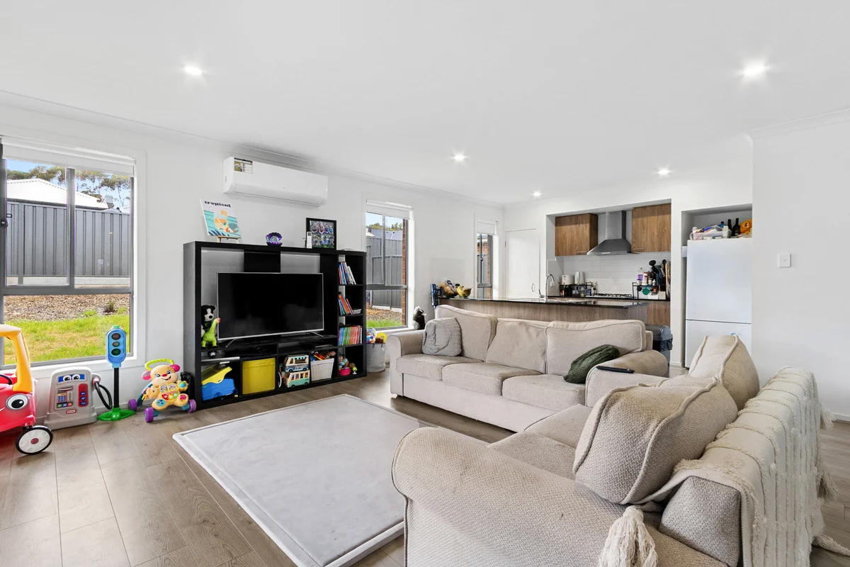 Additional image 8 of 33 Christopher Way, Evanston Gardens SA 5116