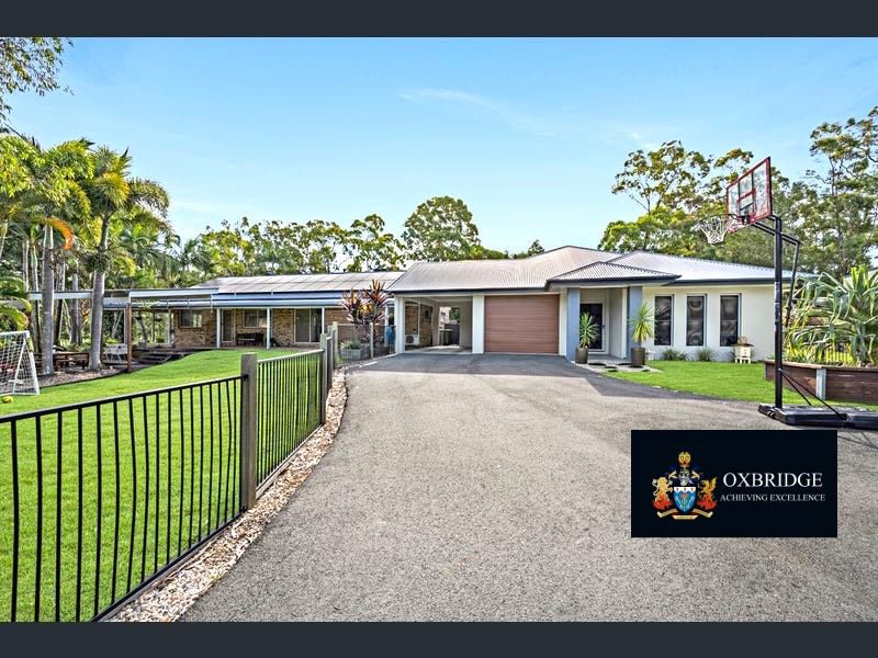 5 bedrooms House in  BURPENGARY QLD, 4505