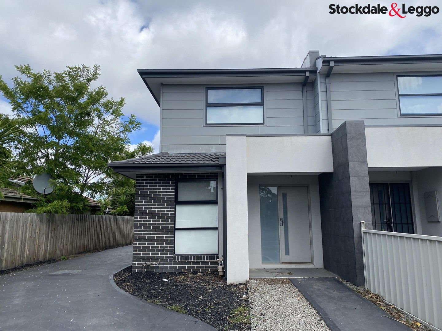 2 bedrooms House in 1/11 Broadmeadows Road TULLAMARINE VIC, 3043