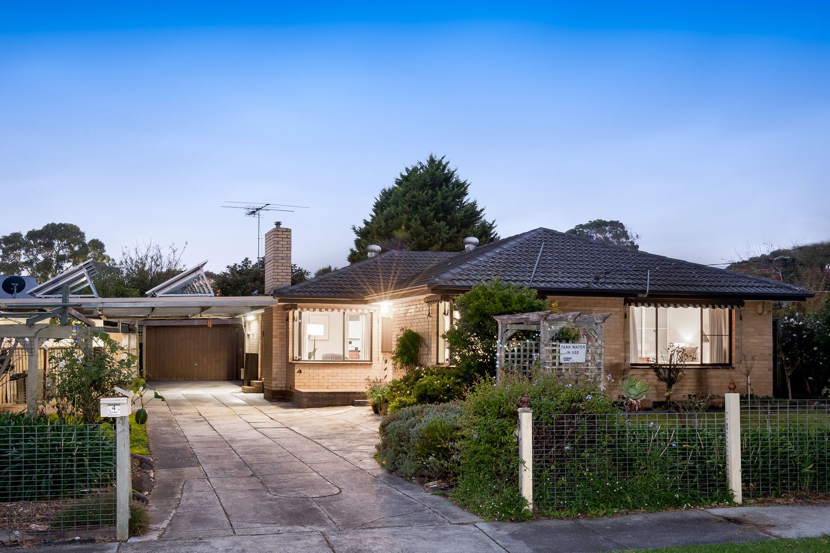 4 Emden Crescent, Mulgrave VIC 3170, Image 0