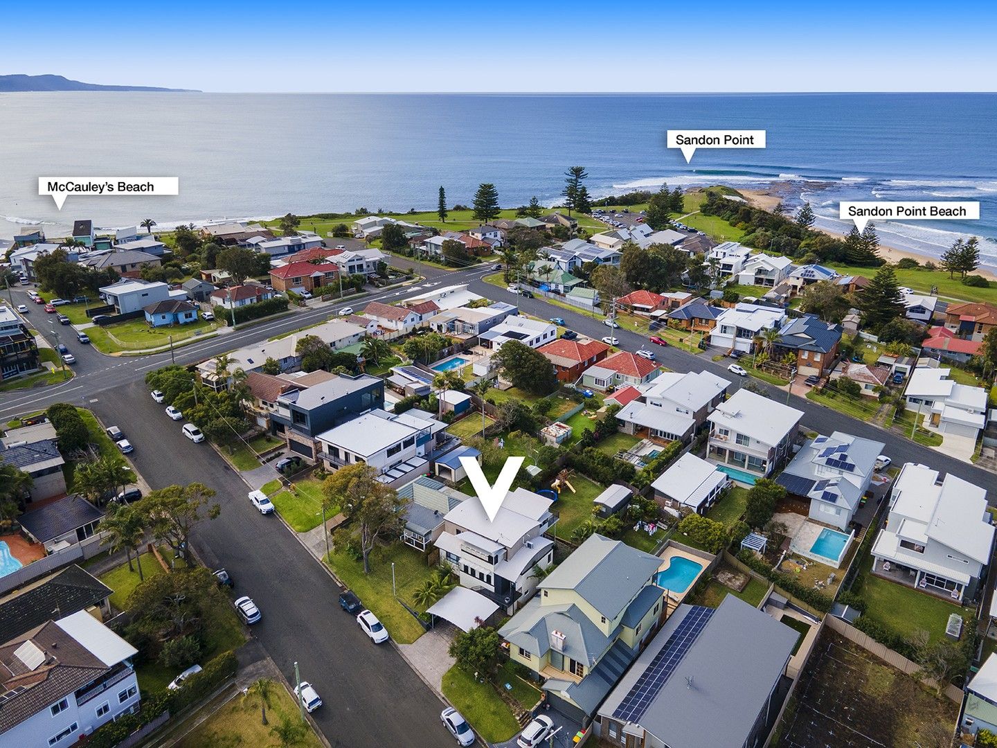 4 bedrooms House in 11 Southview Street BULLI NSW, 2516