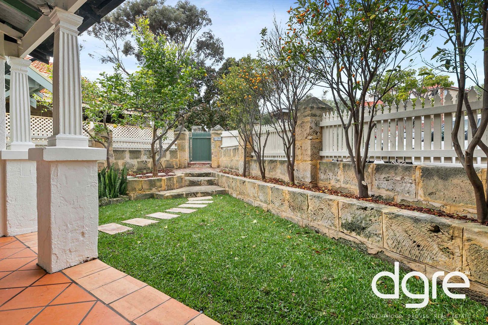 24 Malcolm Street, Fremantle WA 6160, Image 2