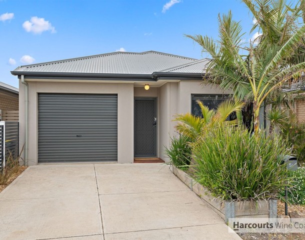 5A Yachtsman Street, Seaford SA 5169