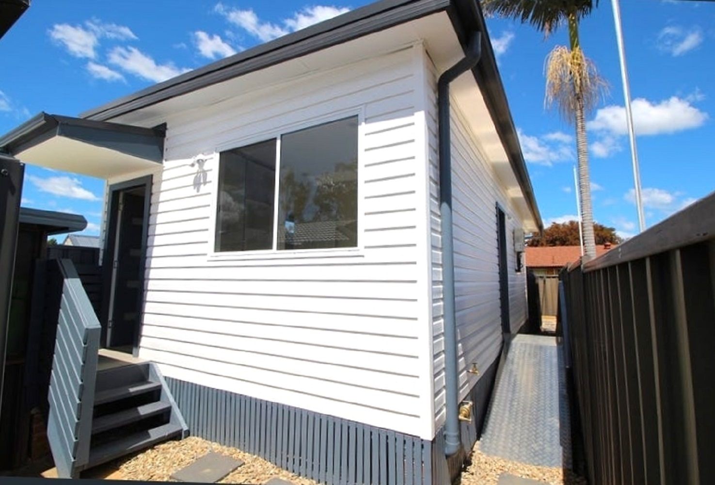 2 bedrooms House in 59a John Oxley Avenue WERRINGTON NSW, 2747