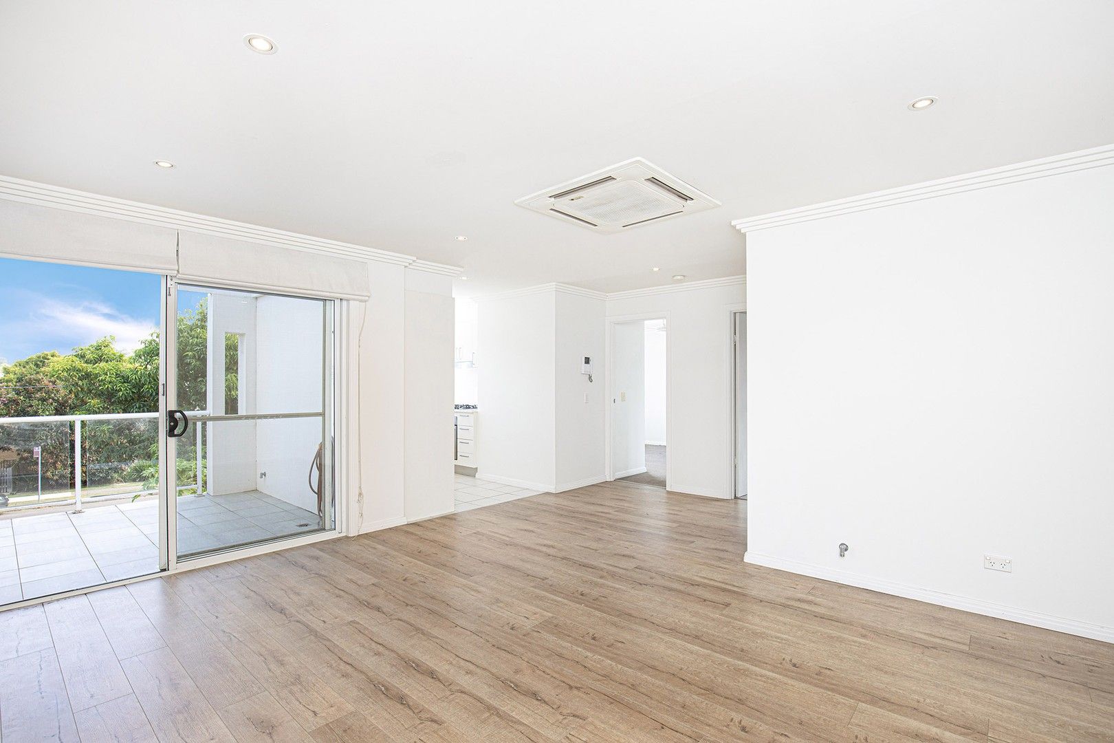 2 bedrooms Apartment / Unit / Flat in 9/60-62 Old Pittwater Road BROOKVALE NSW, 2100