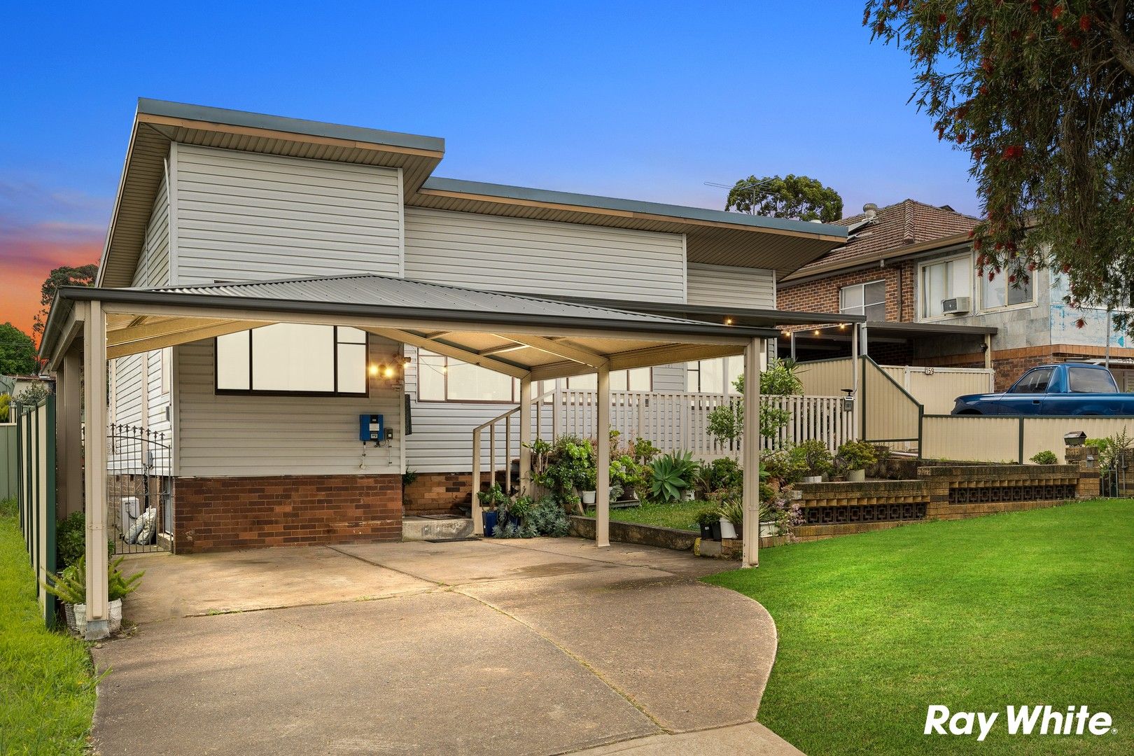 6 bedrooms House in 161 Flushcombe Road BLACKTOWN NSW, 2148