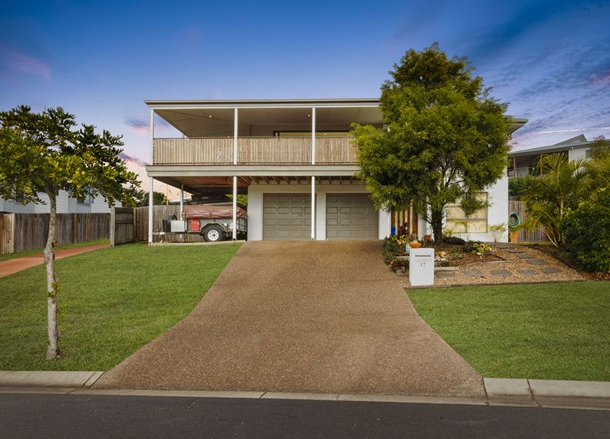 17 Steel Street, Nikenbah QLD 4655