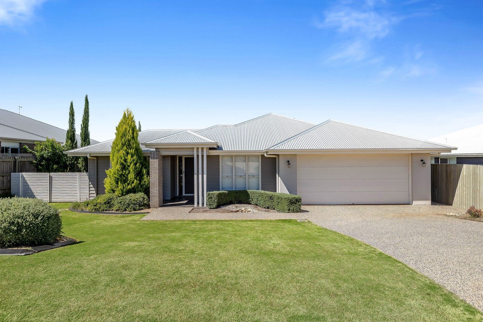 4 bedrooms House in 12 Mcgee Drive KEARNEYS SPRING QLD, 4350