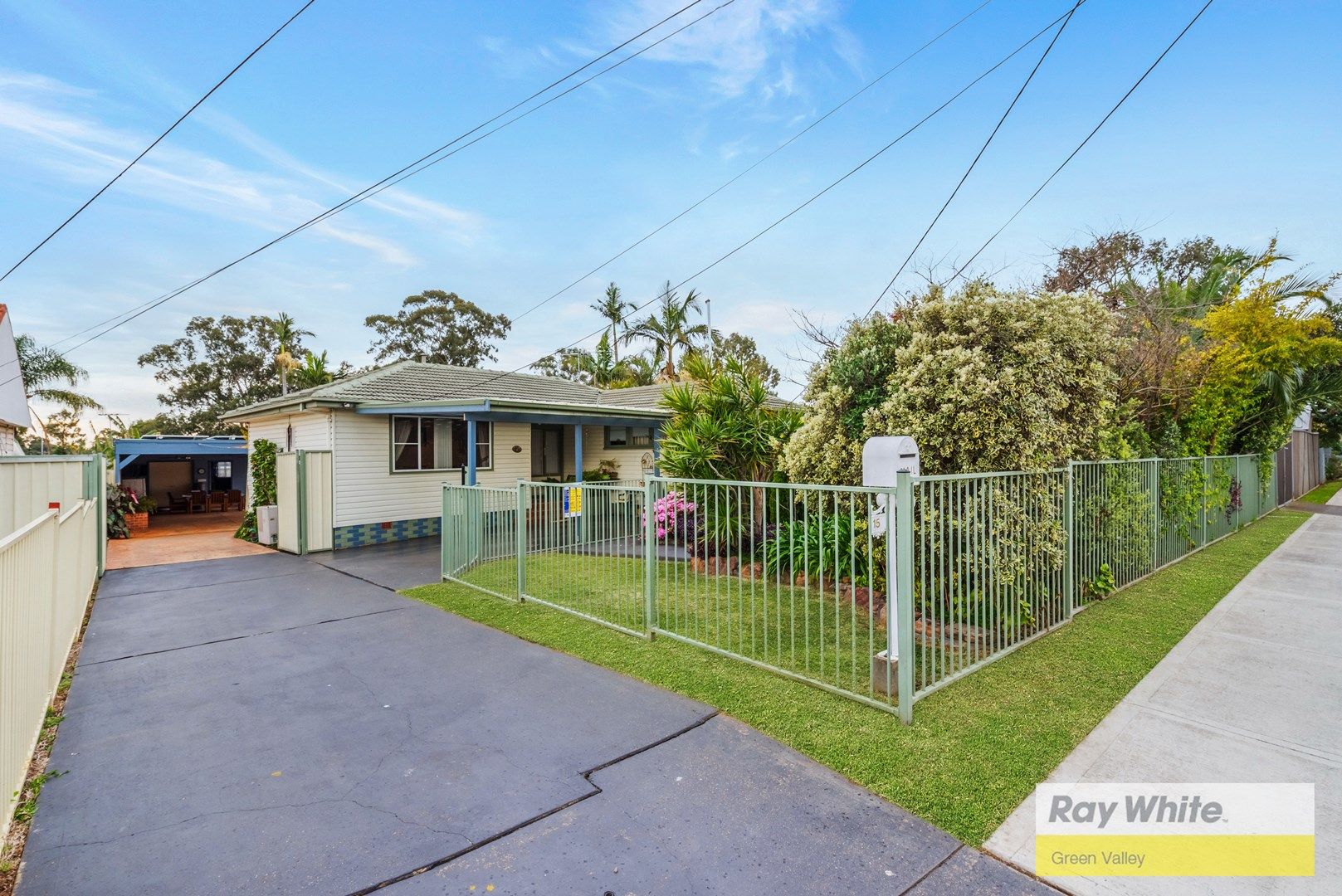 15 Kaluga Street, Busby NSW 2168, Image 0