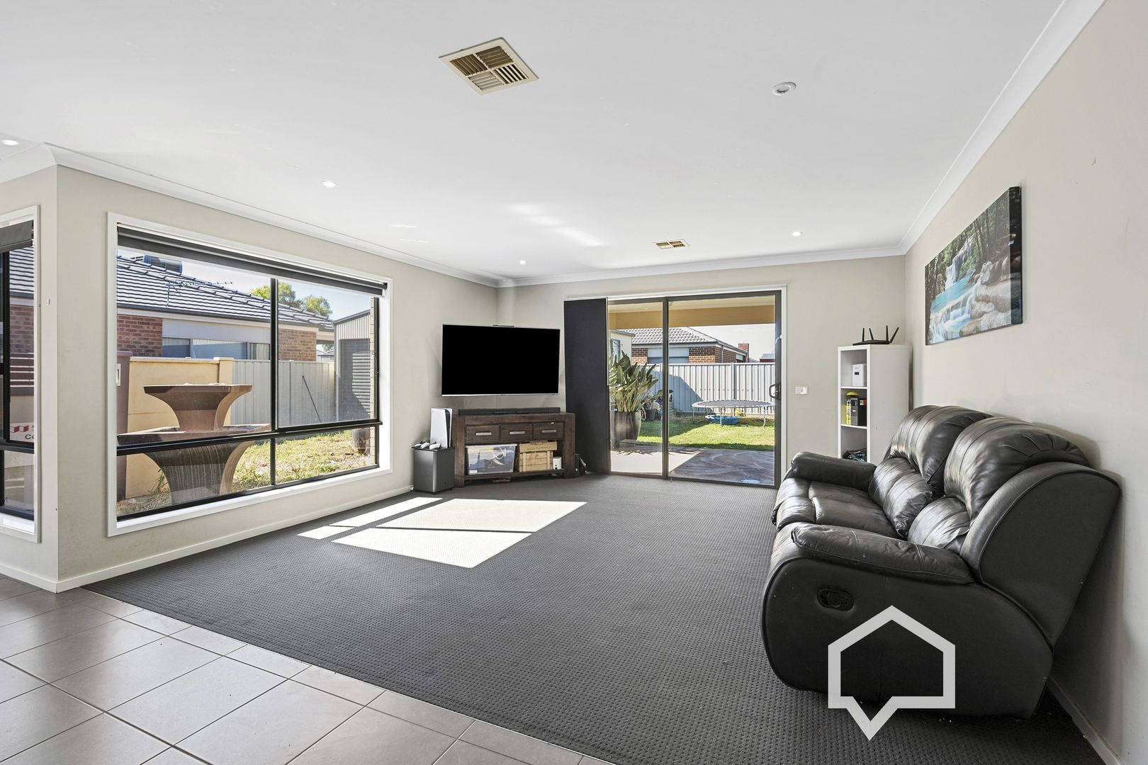 17 Garden Drive, Epsom VIC 3551, Image 2