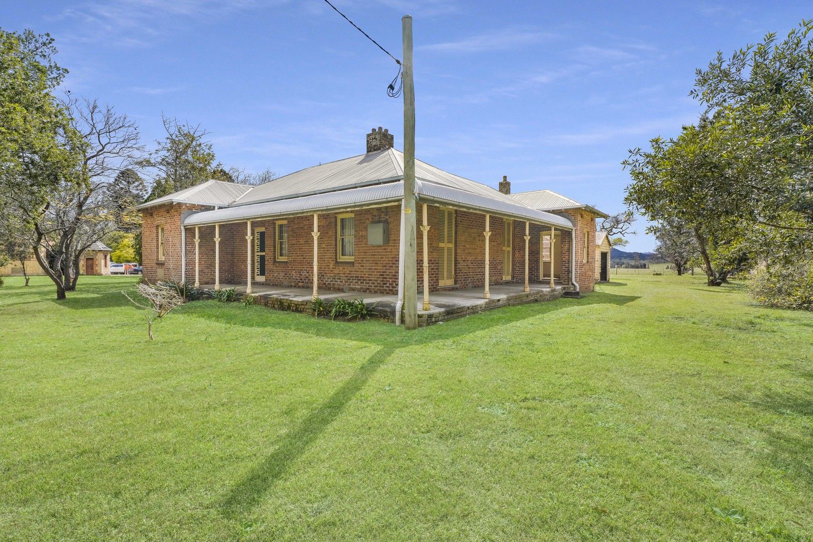 3 bedrooms House in 56 New England Highway LOCHINVAR NSW, 2321