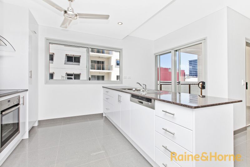 2 bedrooms Apartment / Unit / Flat in 703/31 Smith Street DARWIN CITY NT, 0800