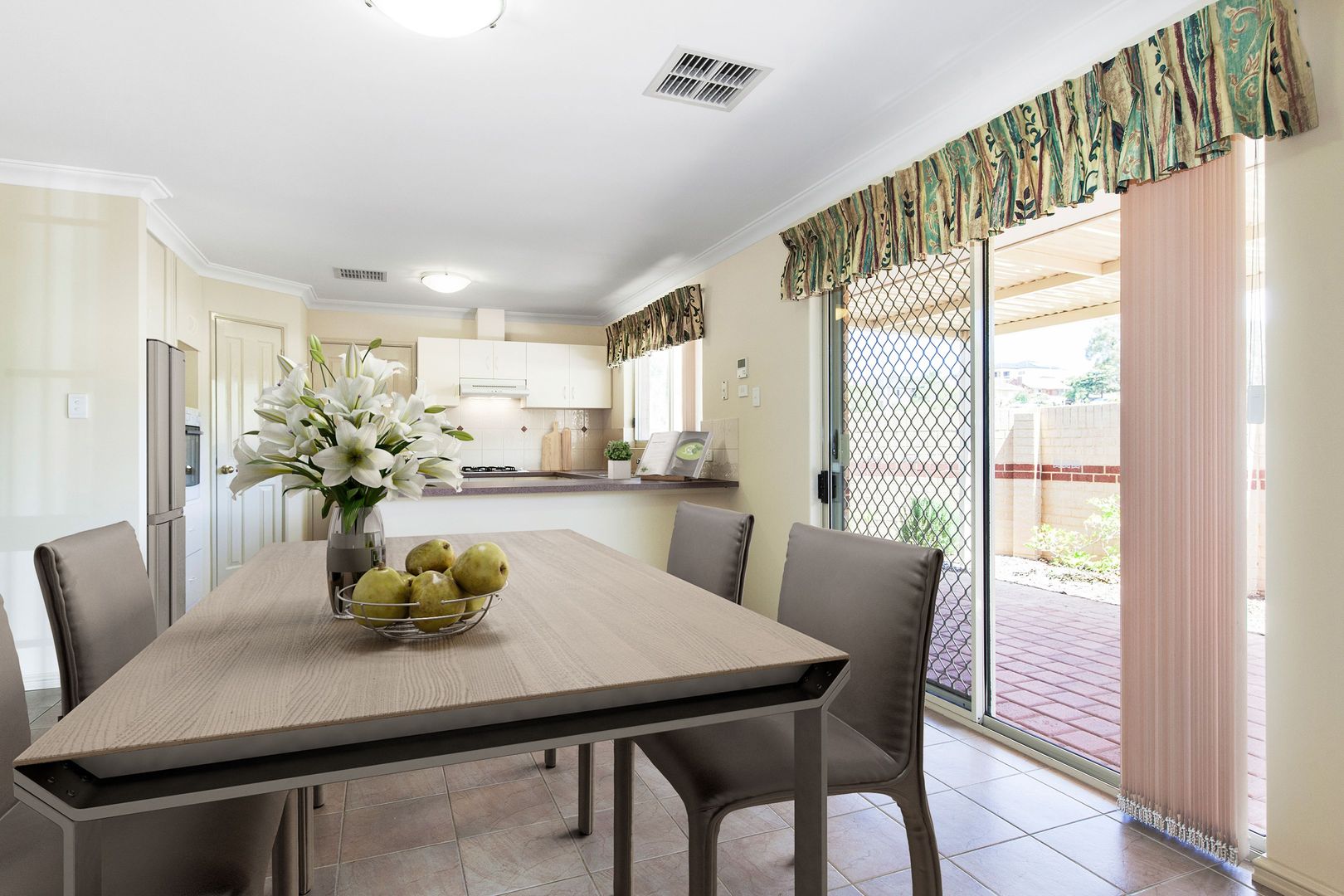 10A Soric Rise, Coogee WA 6166, Image 2