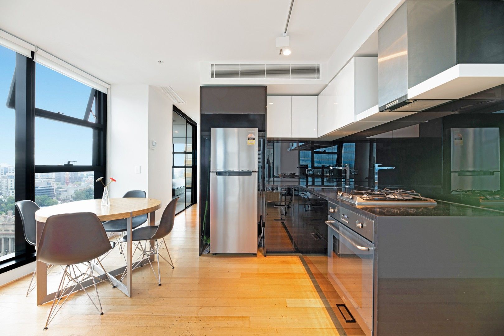 1 bedrooms Apartment / Unit / Flat in 1901/27 Little Collins St MELBOURNE VIC, 3000
