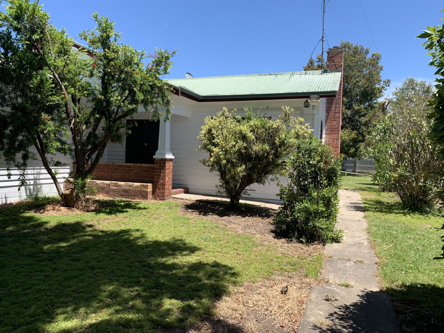 153 Queen St, Colac VIC 3250 House For Rent Domain