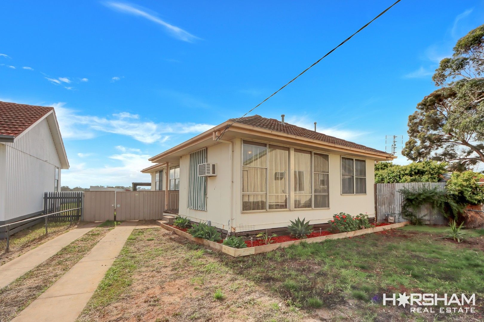 3 bedrooms House in 42 Winifred Street HORSHAM VIC, 3400