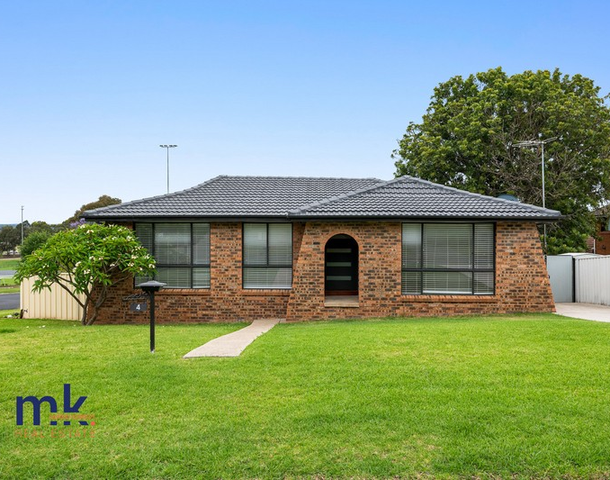 4 Traminer Place, Eschol Park NSW 2558
