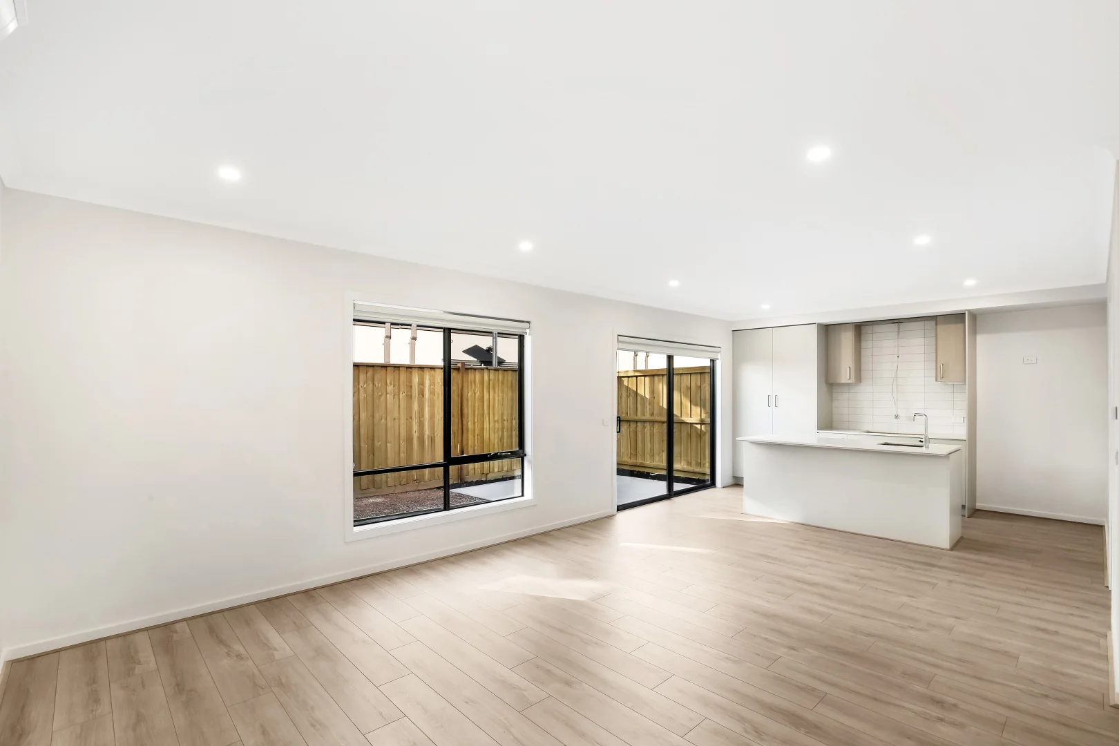 Additional image 4 of 11 Picture St, Mambourin VIC 3024