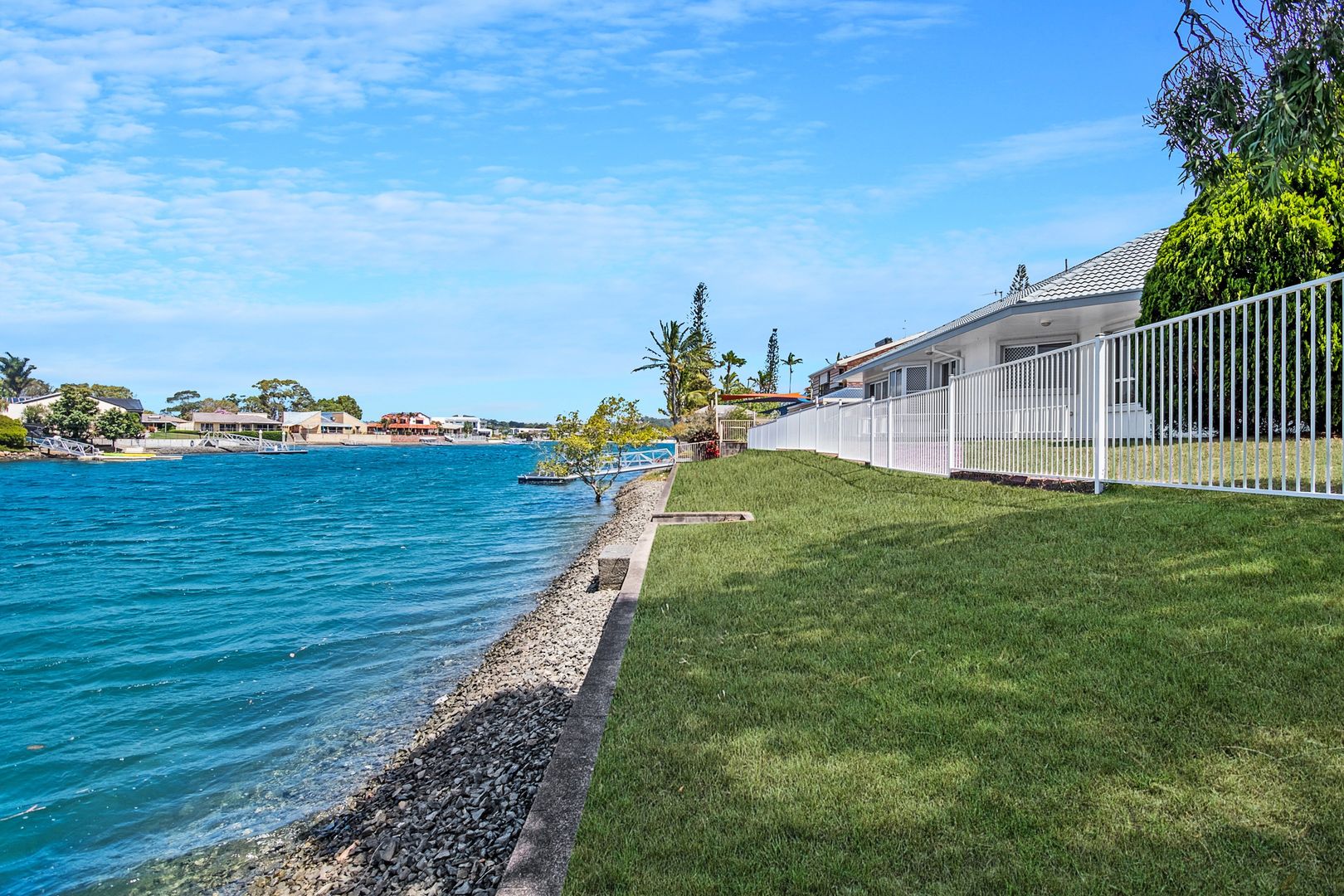 138 Tallebudgera Drive, Palm Beach QLD 4221, Image 2