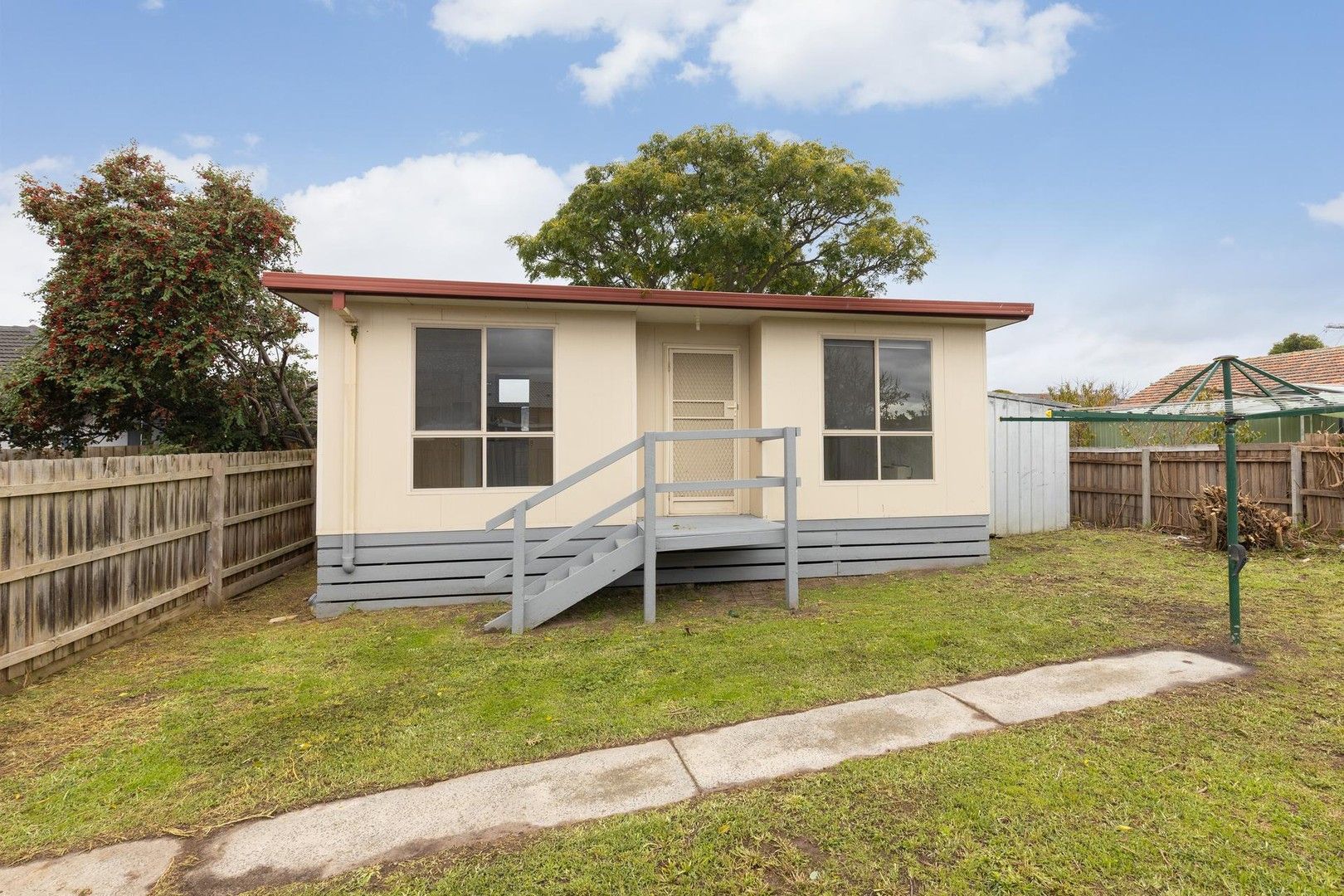 1 bedrooms Apartment / Unit / Flat in 11a Chifley Crescent DANDENONG NORTH VIC, 3175