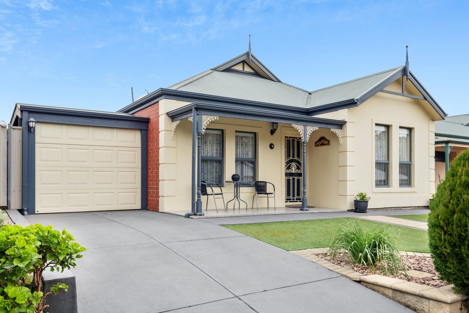 30 Riddoch Crescent, Woodcroft SA 5162, Image 0