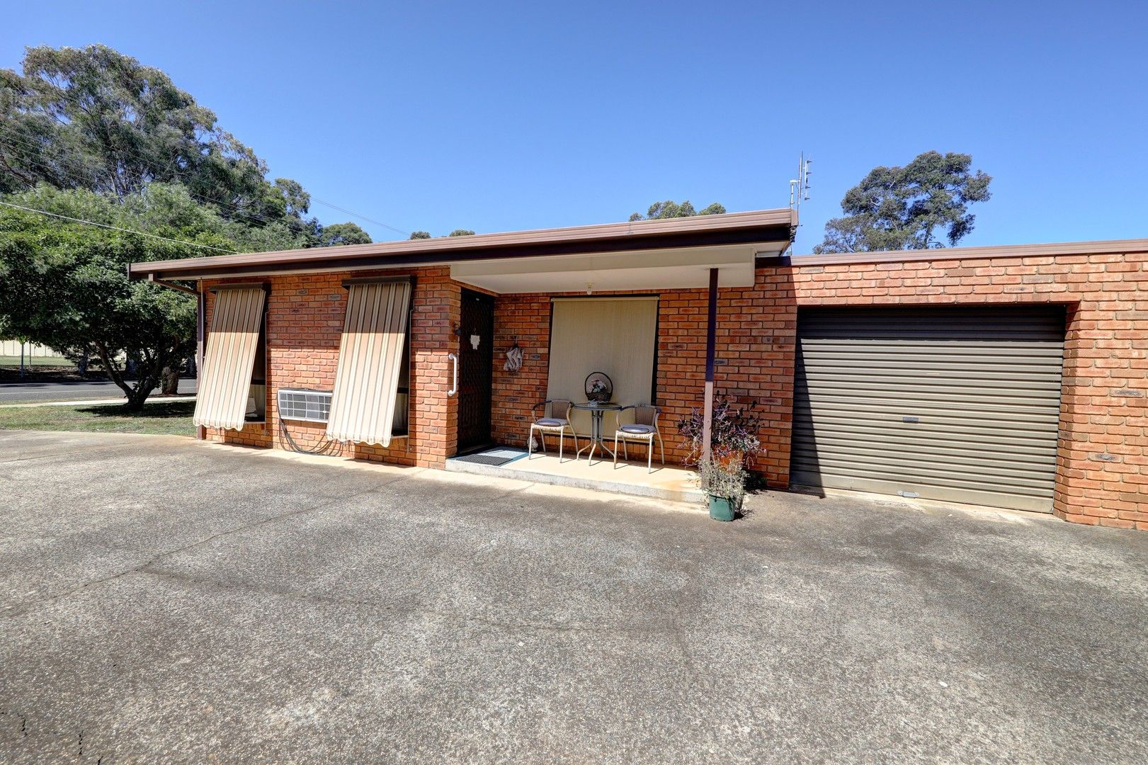 2 bedrooms Apartment / Unit / Flat in 1/5 Punt Road COBRAM VIC, 3644