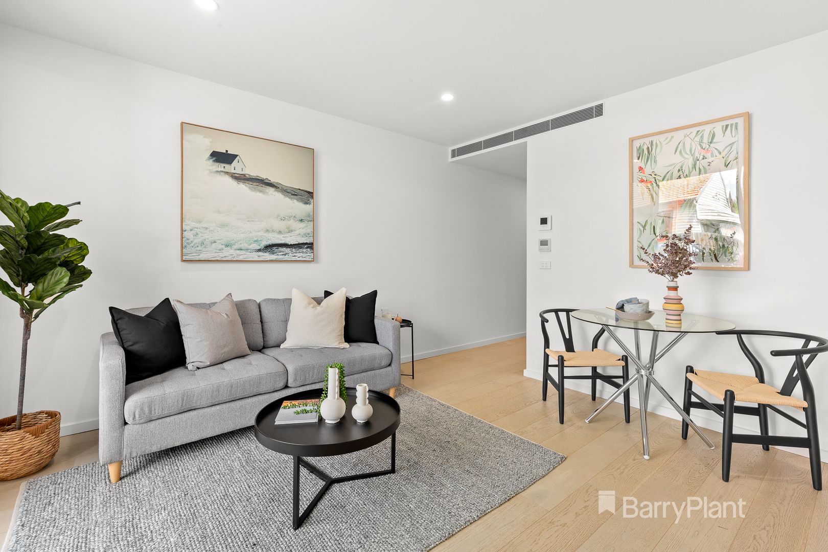 12/9296 Albert Street, Brunswick East Property History & Address