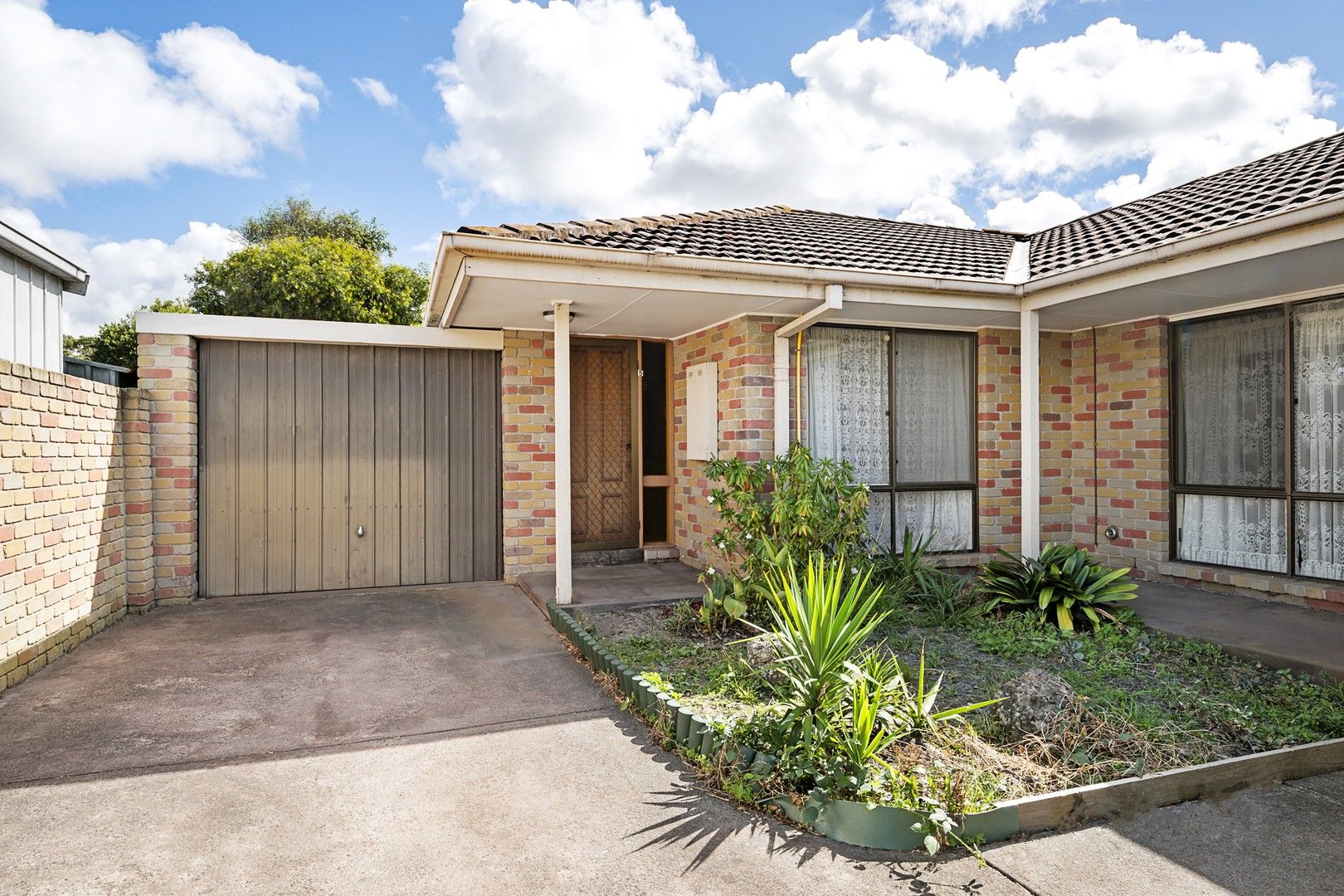 2 bedrooms Apartment / Unit / Flat in 5/2 Simon Street HASTINGS VIC, 3915