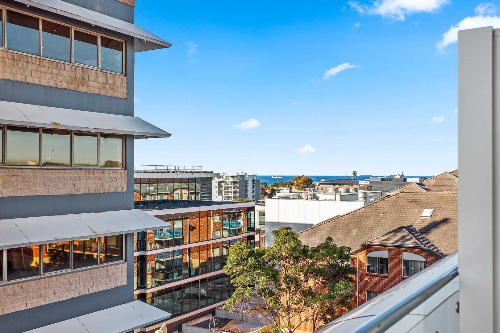 Additional image 8 of 304/10 Regent Street, Wollongong NSW 2500