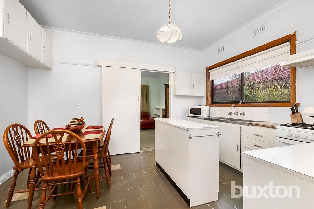 34 Second Street, Clayton South VIC 3169, Image 2