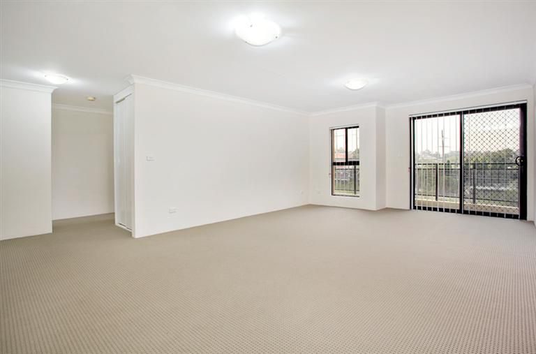 23/9-13 Griffiths Street, Blacktown NSW 2148, Image 2