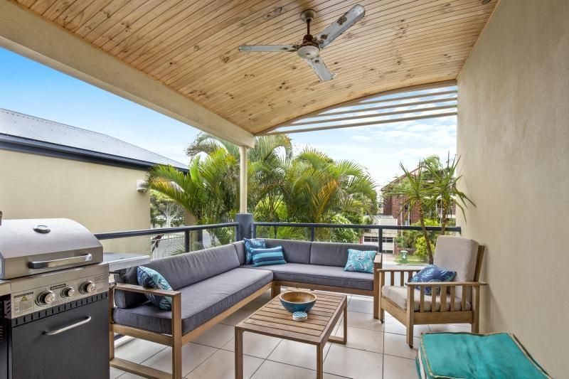 2/14 Tenth Avenue, Palm Beach QLD 4221, Image 1