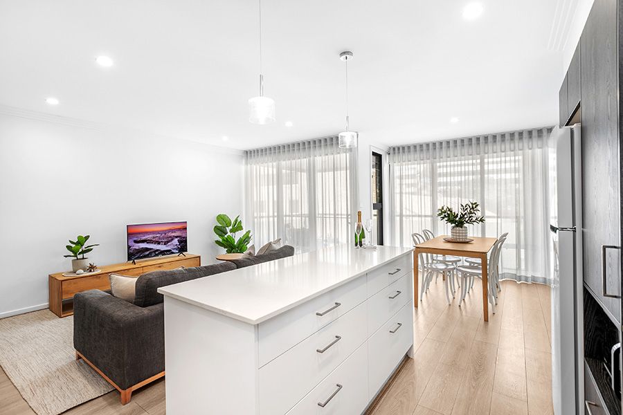 1 bedrooms Apartment / Unit / Flat in Level 4, 402/44 Watt Street NEWCASTLE NSW, 2300