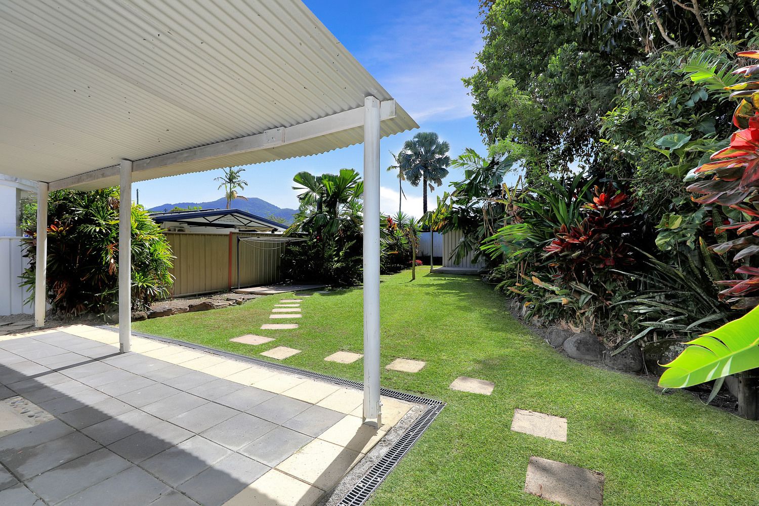 26 Forest Avenue, Edge Hill QLD 4870, Image 2
